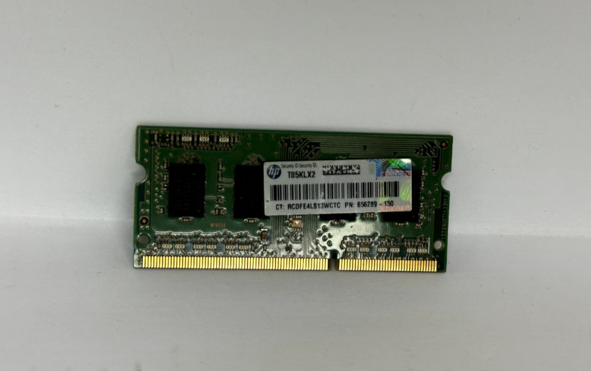 HP 2GB DDR3 1600MHz PC3-12800S Laptop Ram (PN: 656289-150 / CT: RCDFE4LS13WCTC)